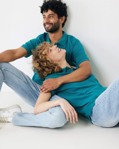 Nachhaltiges Unisex-Poloshirt „Pure Balance“: Klassik trifft Klimaschutz