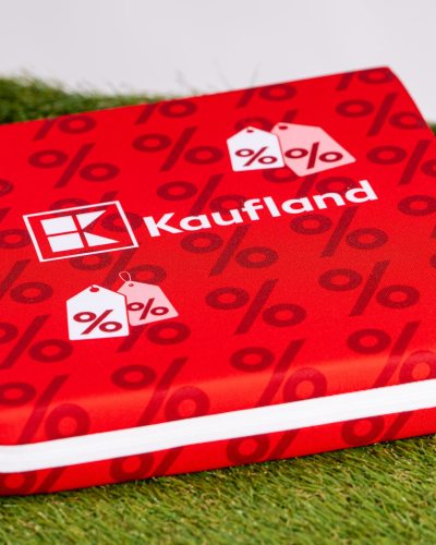 Festival Sitzkissen „Event Comfort“: Dein All-Over Branding für die erste Reihe