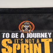 Elite-Security Fit-Towel: Das 2-in-1 Fitnesshandtuch mit integriertem Safe-Fach