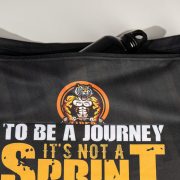 Elite-Security Fit-Towel: Das 2-in-1 Fitnesshandtuch mit integriertem Safe-Fach