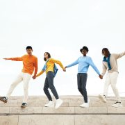 Nachhaltiger Unisex-Rundhalspullover „Pure Comfort“: Branding zum Einkuscheln