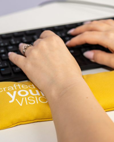 Ergo-Desk Pro: Die professionelle Tastatur-Handauflage für gesundes Arbeiten