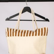 Urban-Chill RPET-Kühltasche: Der Klassiker in nachhaltiger Sonderausführung