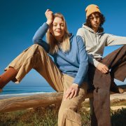 Ungebleichter Eco-Hoodie: Authentizität in ihrer reinsten Form