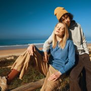 Ungebleichter Eco-Hoodie: Authentizität in ihrer reinsten Form