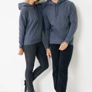 Ungebleichter Eco-Hoodie: Authentizität in ihrer reinsten Form