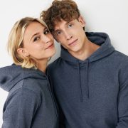 Ungebleichter Eco-Hoodie: Authentizität in ihrer reinsten Form