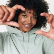 Classic Eco-Hoodie: Zeitloses Design & nachhaltiger Komfort für dein Branding