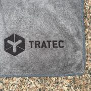 Master-Engrave Performance-Tuch: Haptisches 3D-Branding ohne Farbauftrag