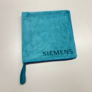 Master-Engrave Performance-Tuch: Haptisches 3D-Branding ohne Farbauftrag