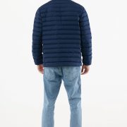 Alpen-Allrounder AWARE™: Die nachhaltige Unisex-Steppjacke für dein Team