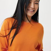 Nachhaltiger Unisex-Rundhalspullover „Pure Comfort“: Branding zum Einkuscheln