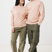Nachhaltiger Unisex-Rundhalspullover „Pure Comfort“: Branding zum Einkuscheln