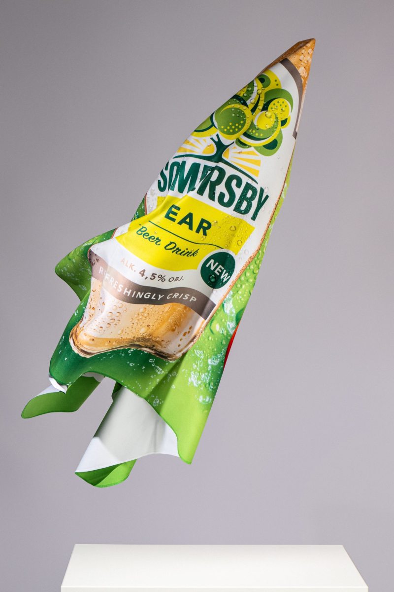 Aero-Soft Ultra-Light Handtuch: High-Tech Performance & All-Over Design