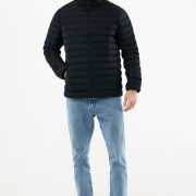 Alpen-Allrounder AWARE™: Die nachhaltige Unisex-Steppjacke für dein Team