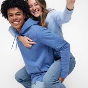 Classic Eco-Hoodie: Zeitloses Design & nachhaltiger Komfort für dein Branding