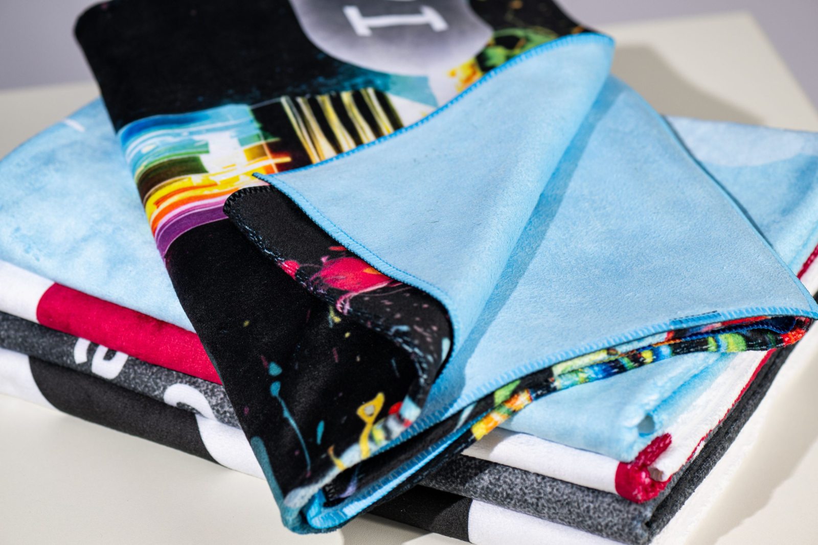 Handtuch All-Over Druck