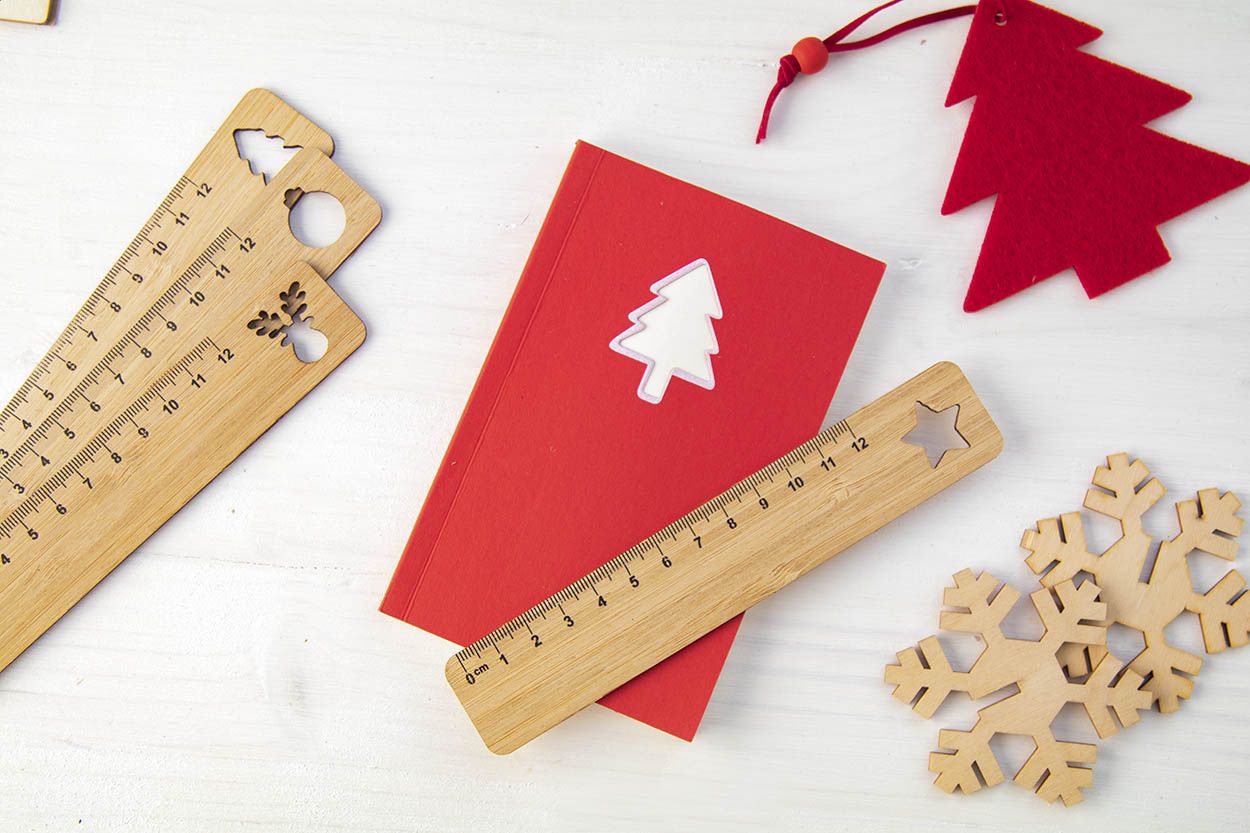 Weihnachtsgeschenkset Holzschnitt „Noel“ – Firmengeschenke mit Stil